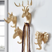 Afbeelding in Gallery-weergave laden, Dierenkop Wandhaak Ram Wit Goud Zwart Wandkapstok Wanddecoratie Muurdecoratie Kapstok Haak
